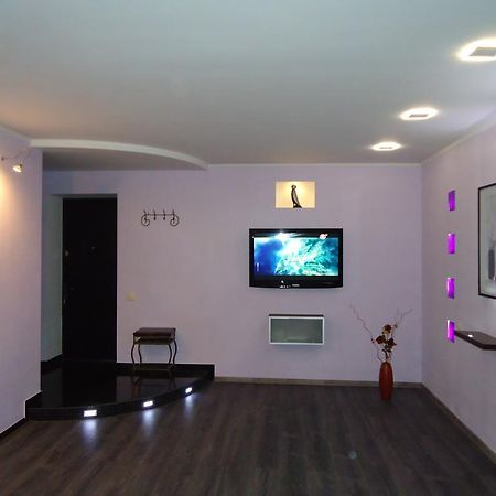 Apartment On Sovetskaya 103 Bobruisk Exterior foto